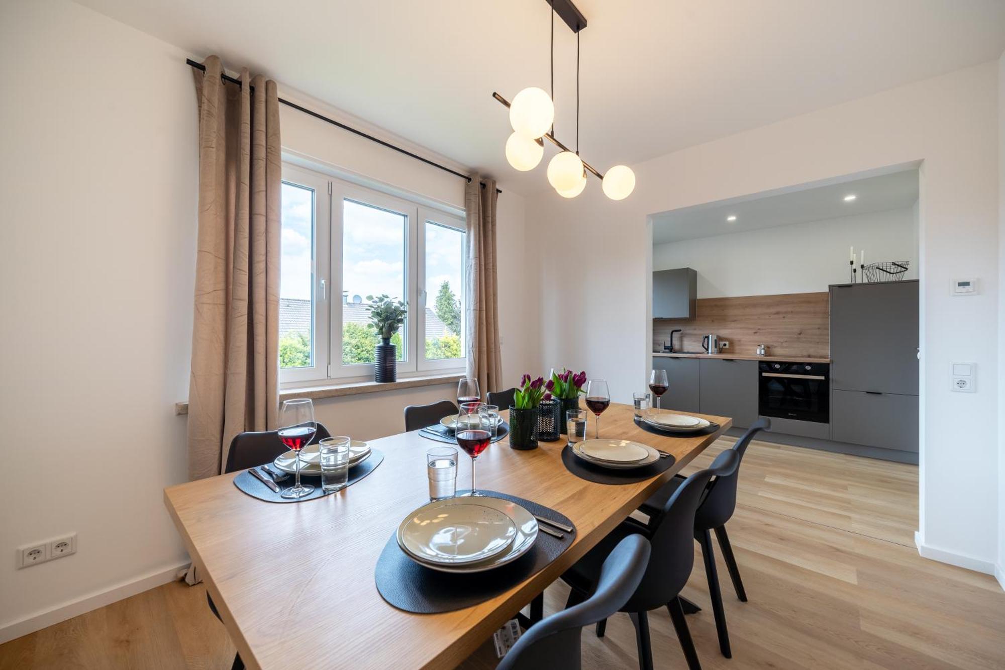 Raw-Flat Meier - Modern - Stylisch - Balkon - Netflix ビーレフェルト エクステリア 写真